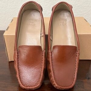 Janie and Jack Big Kid. Driving Shoes in size 3